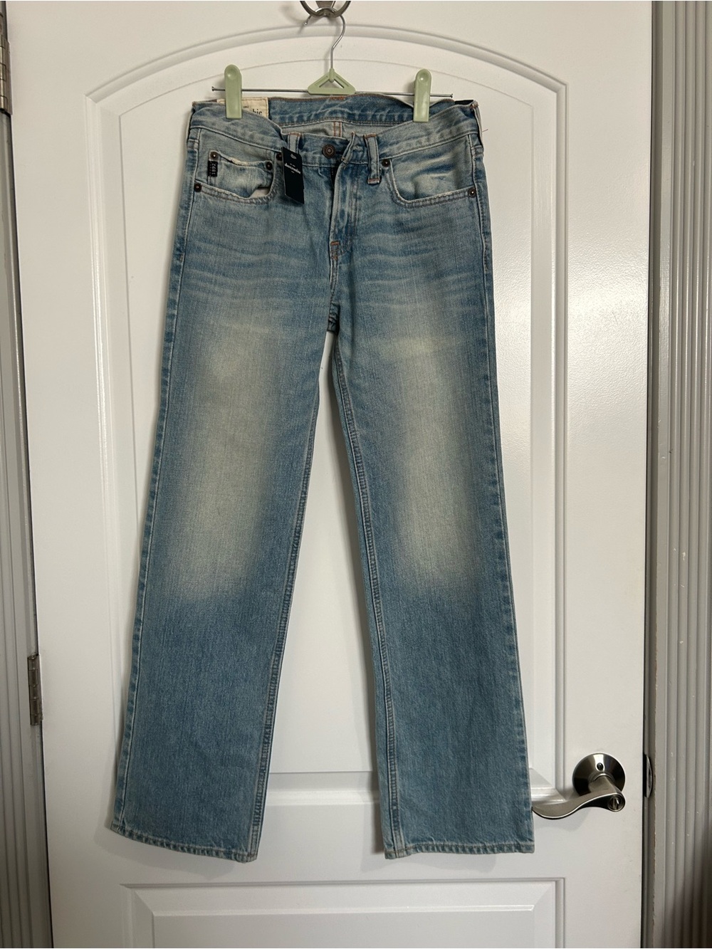 Abercrombie & Fitch The A&F Classic Straight Leg Jean NWT Size Guys 14 Denim 90s